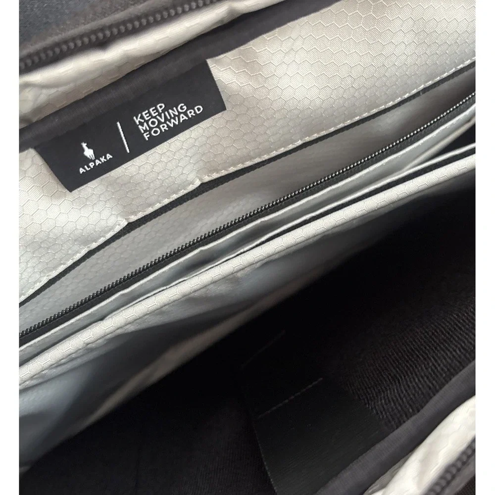 ALPAKA Elements Tech Brief Pro Black Laptop Briefcase Messenger Bag NWOT